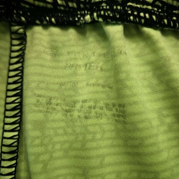 Tek Gear Dry Tek Basketball Running Gym Shorts Neon Green Boys Size 14/16 - Picture 3 of 3